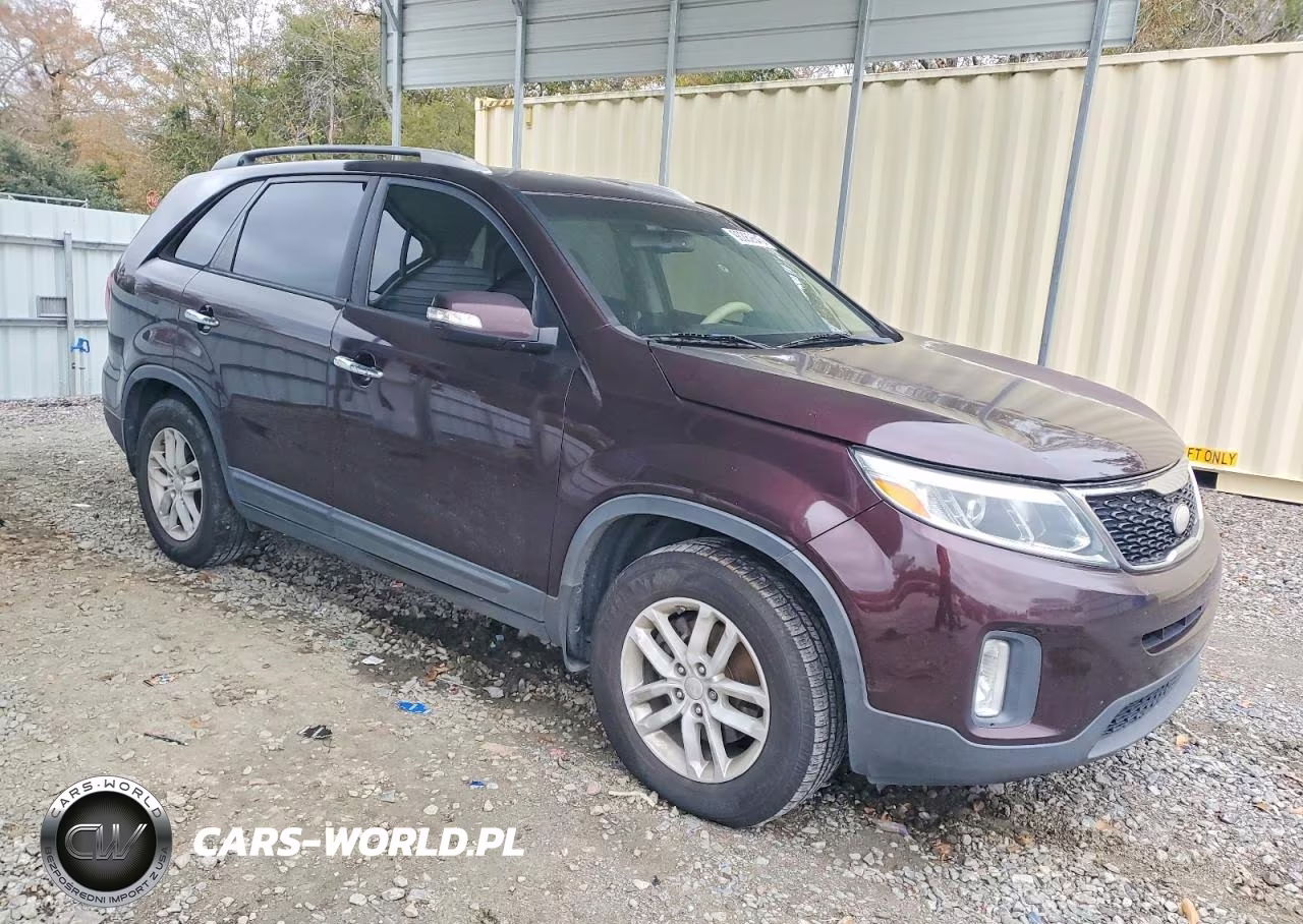 2014 Kia Sorento Lx VIN:5XYKT4A63EG528496 - 4
