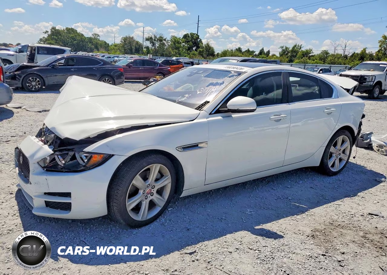 2019 Jaguar Xe 25T Premium – zdjęcie 1 z 12