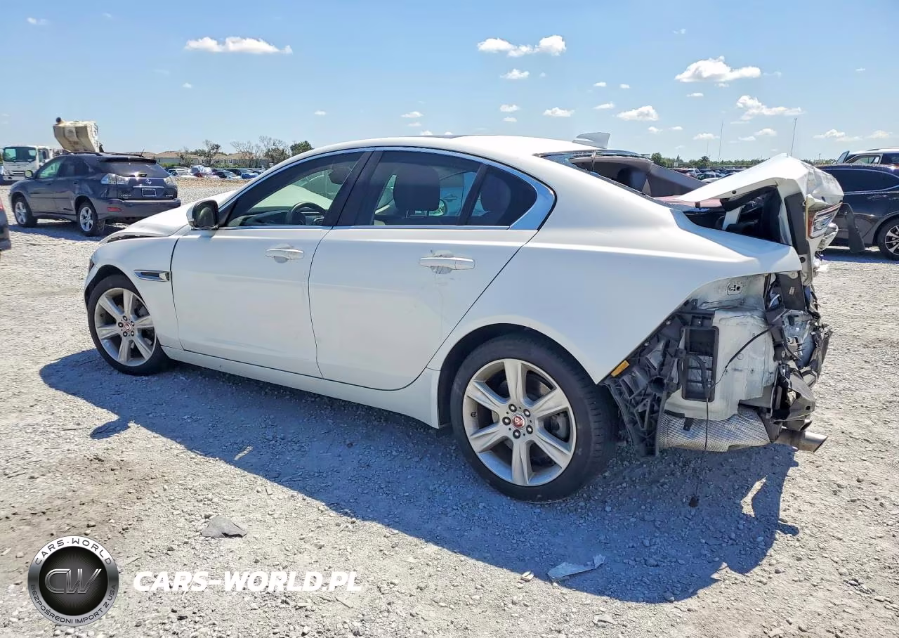 2019 Jaguar Xe 25T Premium VIN:SAJAD4FX7KCP47943 - 2