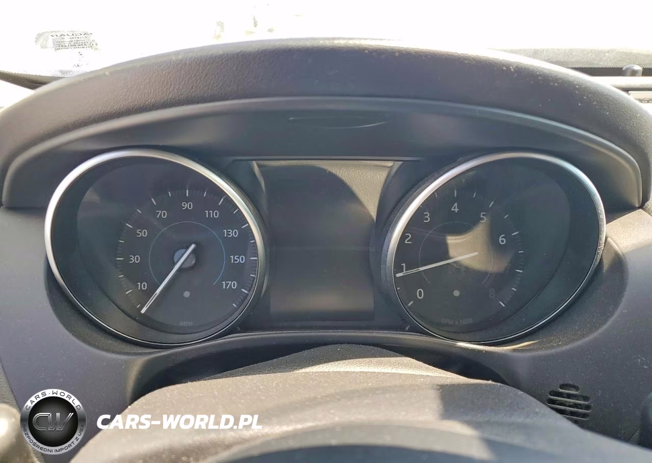 2019 Jaguar Xe 25T Premium VIN:SAJAD4FX7KCP47943 - 9