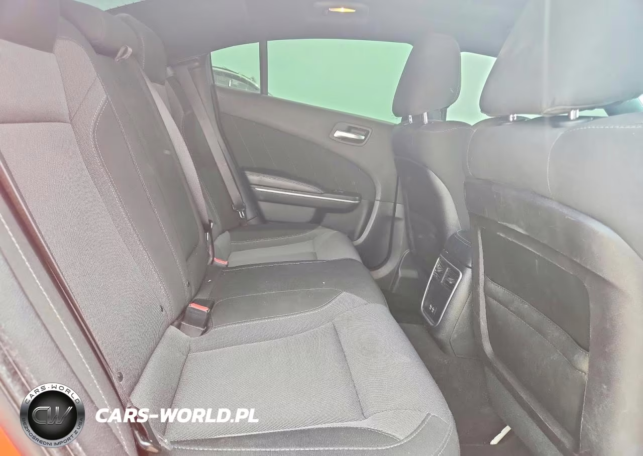 2019 Dodge Charger Sxt VIN:2C3CDXBG5KH713466 - 10