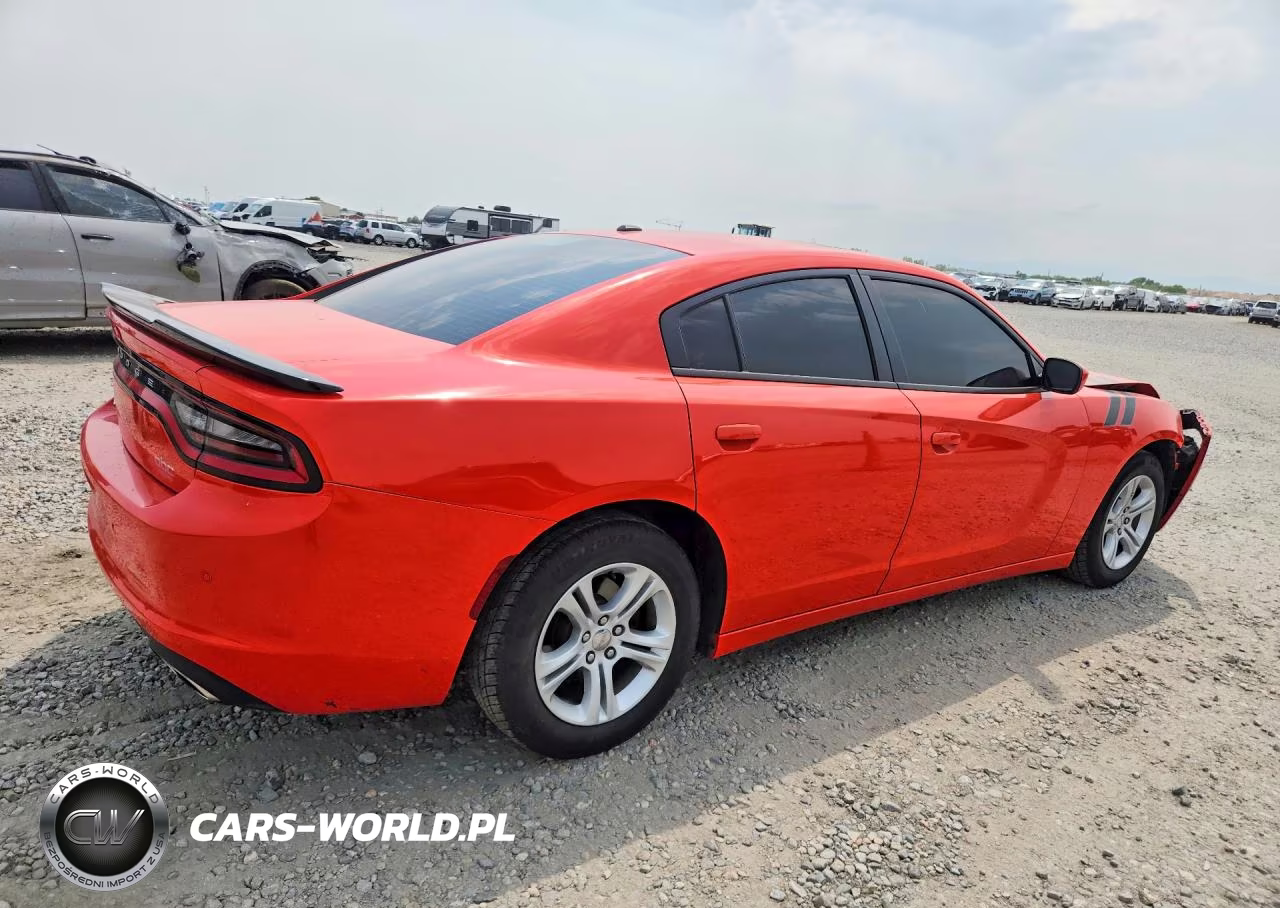 2019 Dodge Charger Sxt VIN:2C3CDXBG5KH713466 - 3