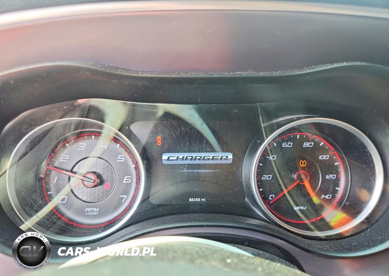 2019 Dodge Charger Sxt VIN:2C3CDXBG5KH713466 - 9