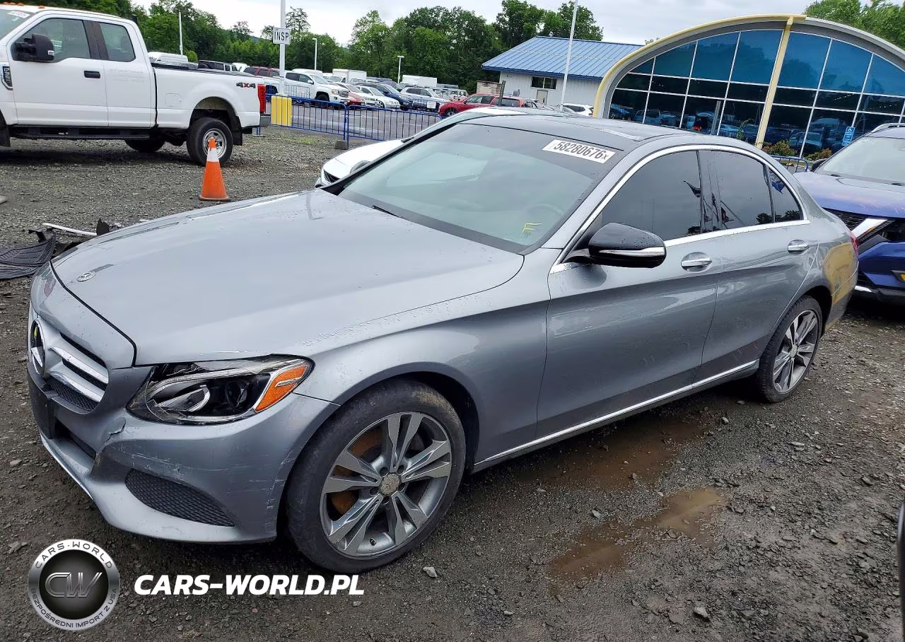 2015 Mercedes-Benz C 300 4Matic – zdjęcie 1 z 12