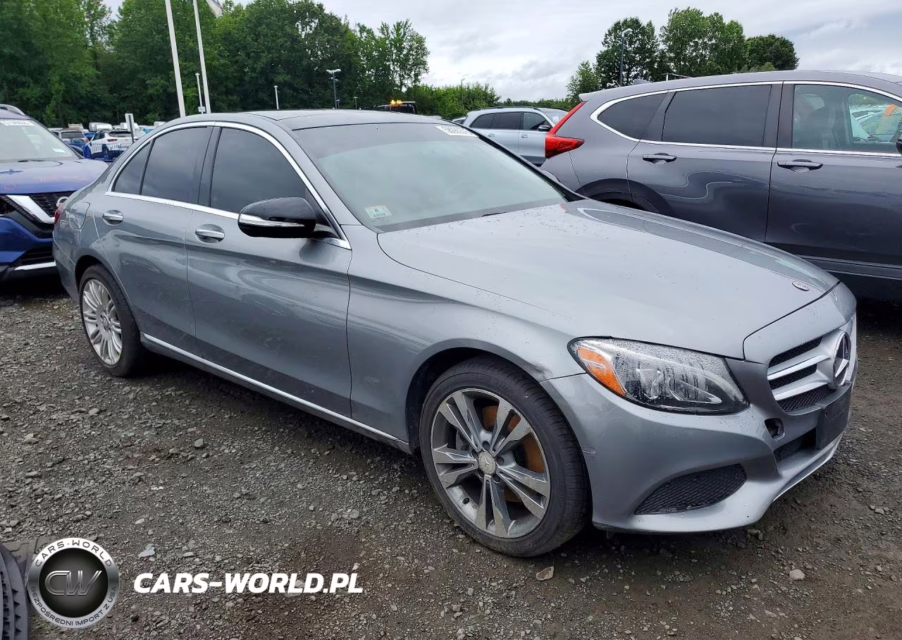2015 Mercedes-Benz C 300 4Matic VIN:55SWF4KB7FU005347 - 4
