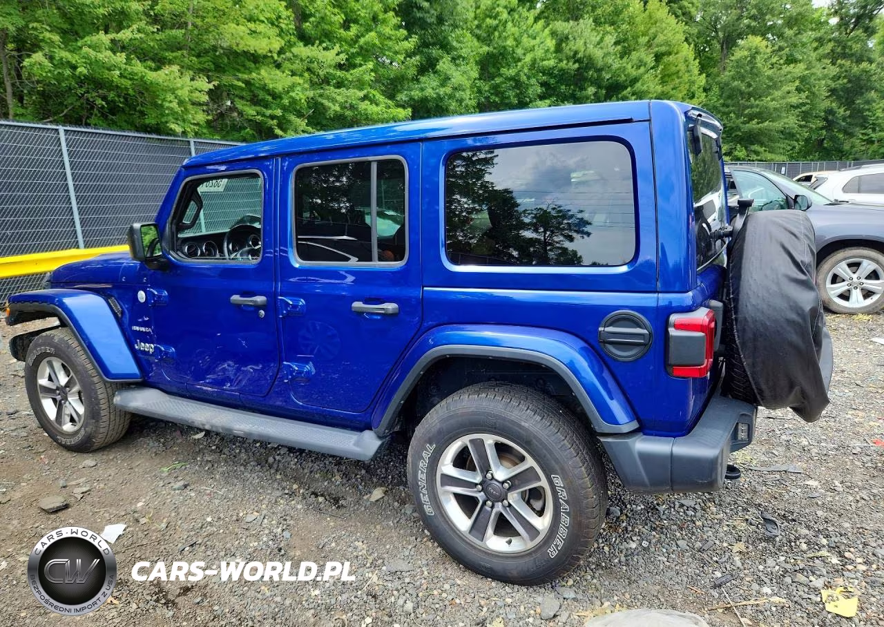 2020 Jeep Wrangler Unlimited Sahara VIN:1C4HJXEN2LW121692 - 2