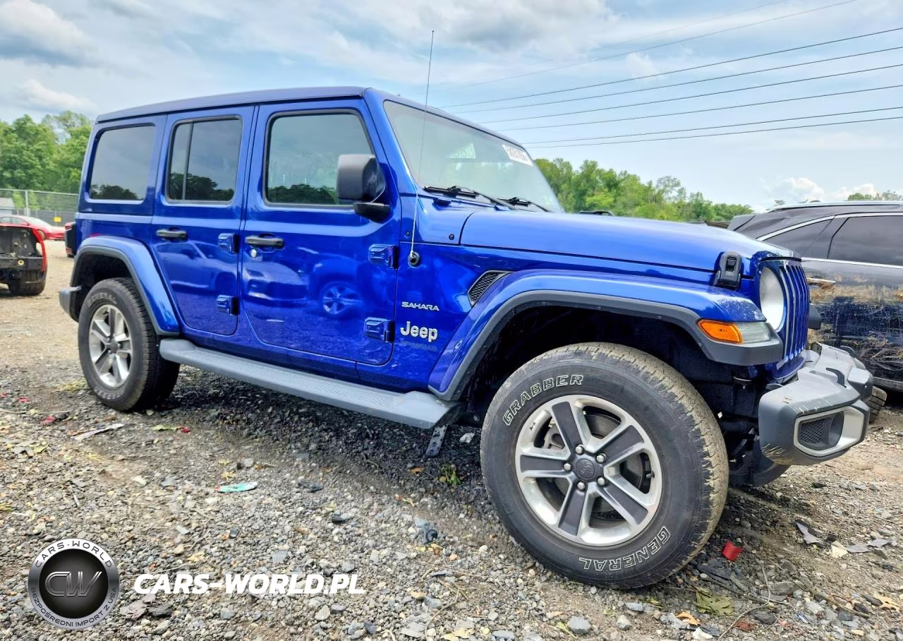 2020 Jeep Wrangler Unlimited Sahara VIN:1C4HJXEN2LW121692 - 4