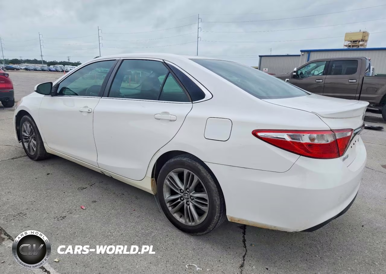 2015 Toyota Camry Se VIN:4T1BF1FK2FU064219 - 2