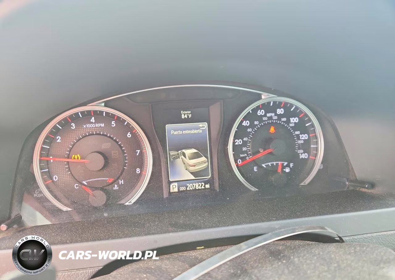2015 Toyota Camry Se VIN:4T1BF1FK2FU064219 - 9