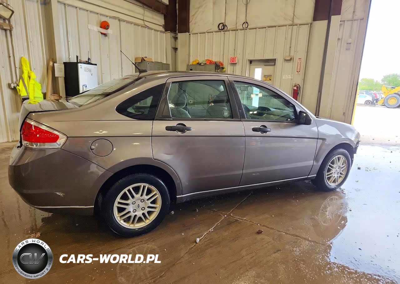 2011 Ford Focus Se VIN:1FAHP3FN3BW101297 - 3