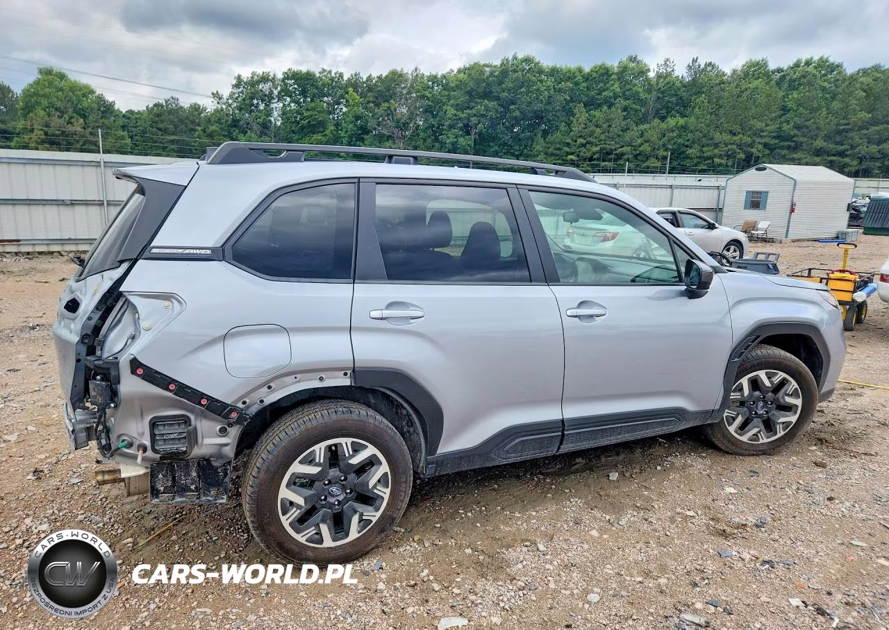 2025 Subaru Forester Premium VIN:JF2SLDDC6SH544178 - 3