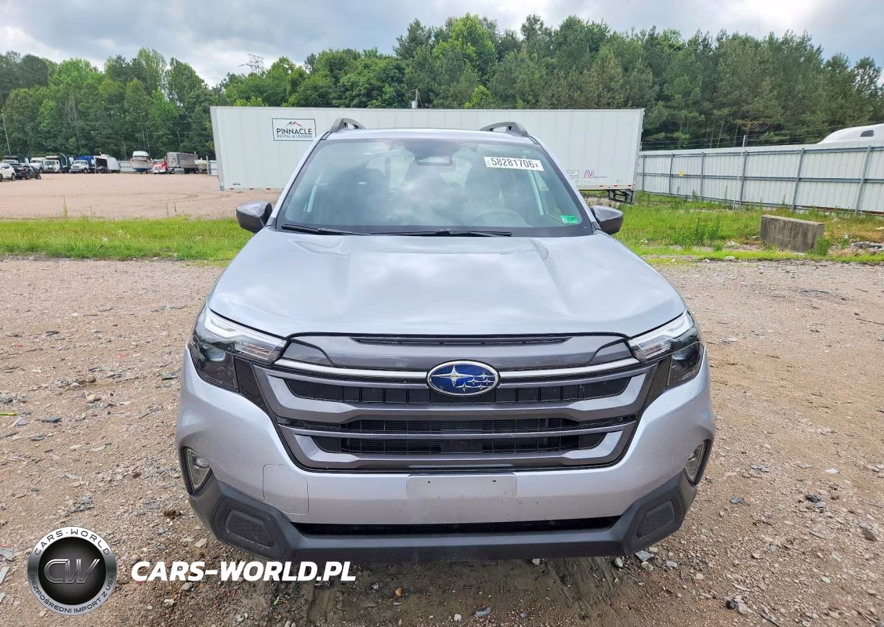 2025 Subaru Forester Premium VIN:JF2SLDDC6SH544178 - 5