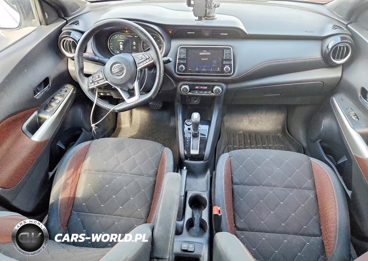 2019 Nissan Kicks Sr VIN:3N1CP5CU0KL559058 - 8