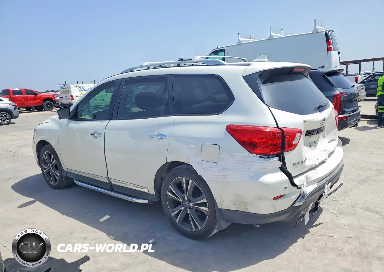 2019 Nissan Pathfinder Platinum VIN:5N1DR2MN9KC587546 - 2
