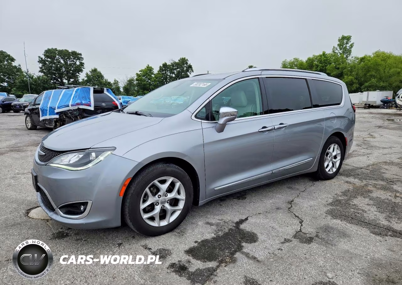 2020 Chrysler Pacifica Limited VIN:2C4RC1GG2LR127866 - 1