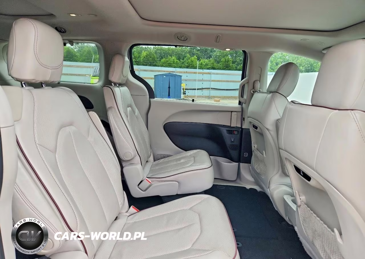 2020 Chrysler Pacifica Limited VIN:2C4RC1GG2LR127866 - 11