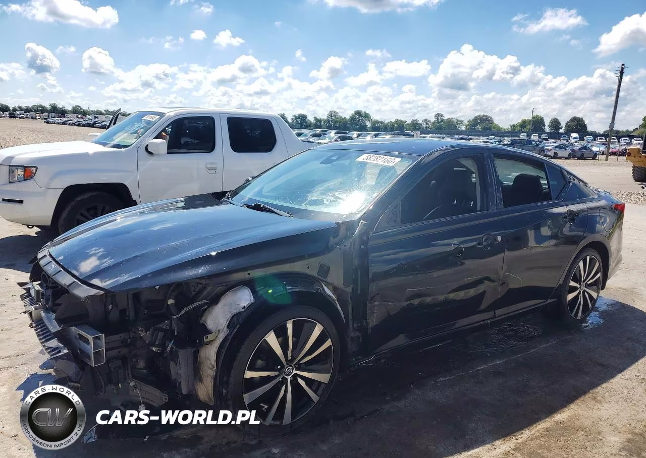2020 Nissan Altima Sr