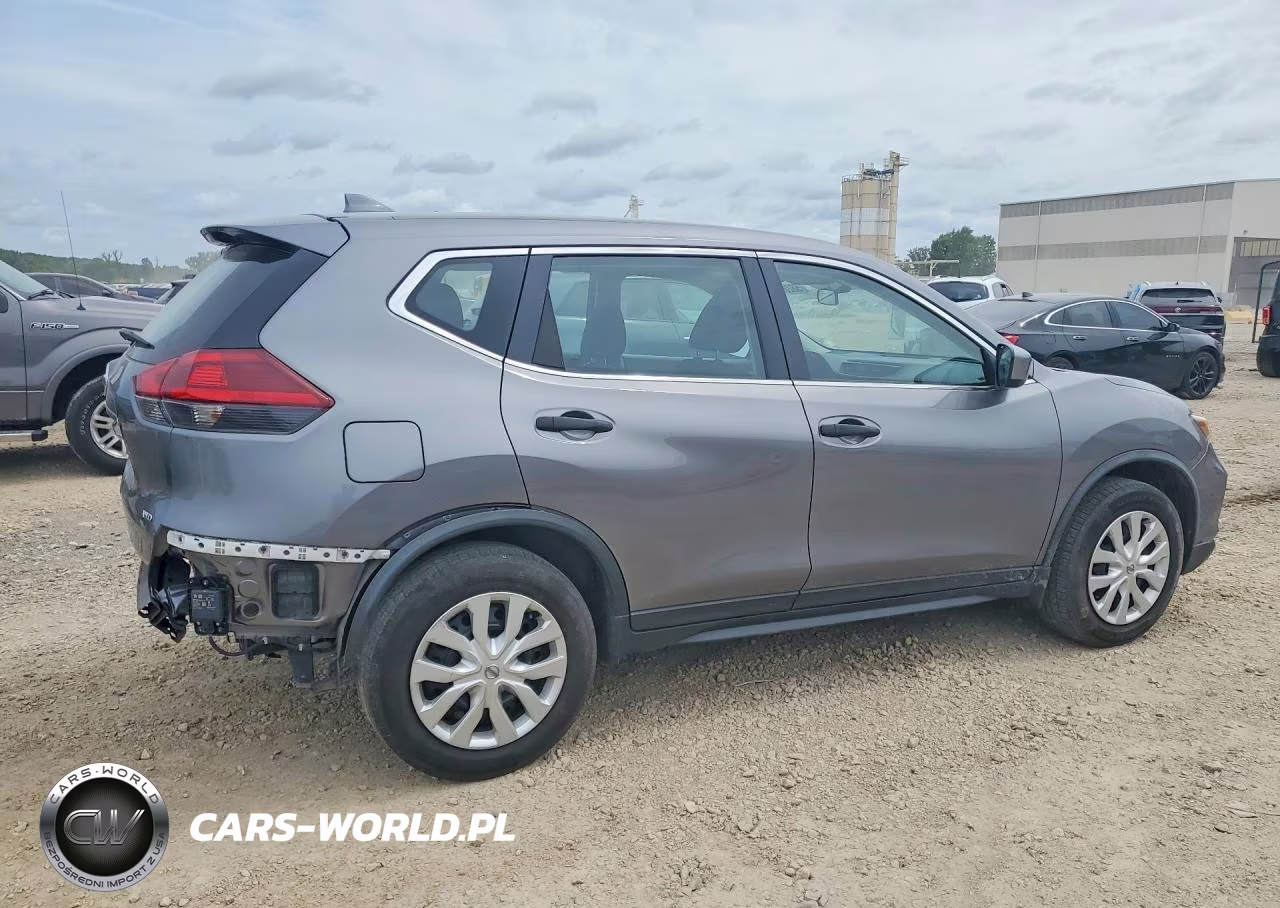 2018 Nissan Rogue S VIN:KNMAT2MV4JP574235 - 3