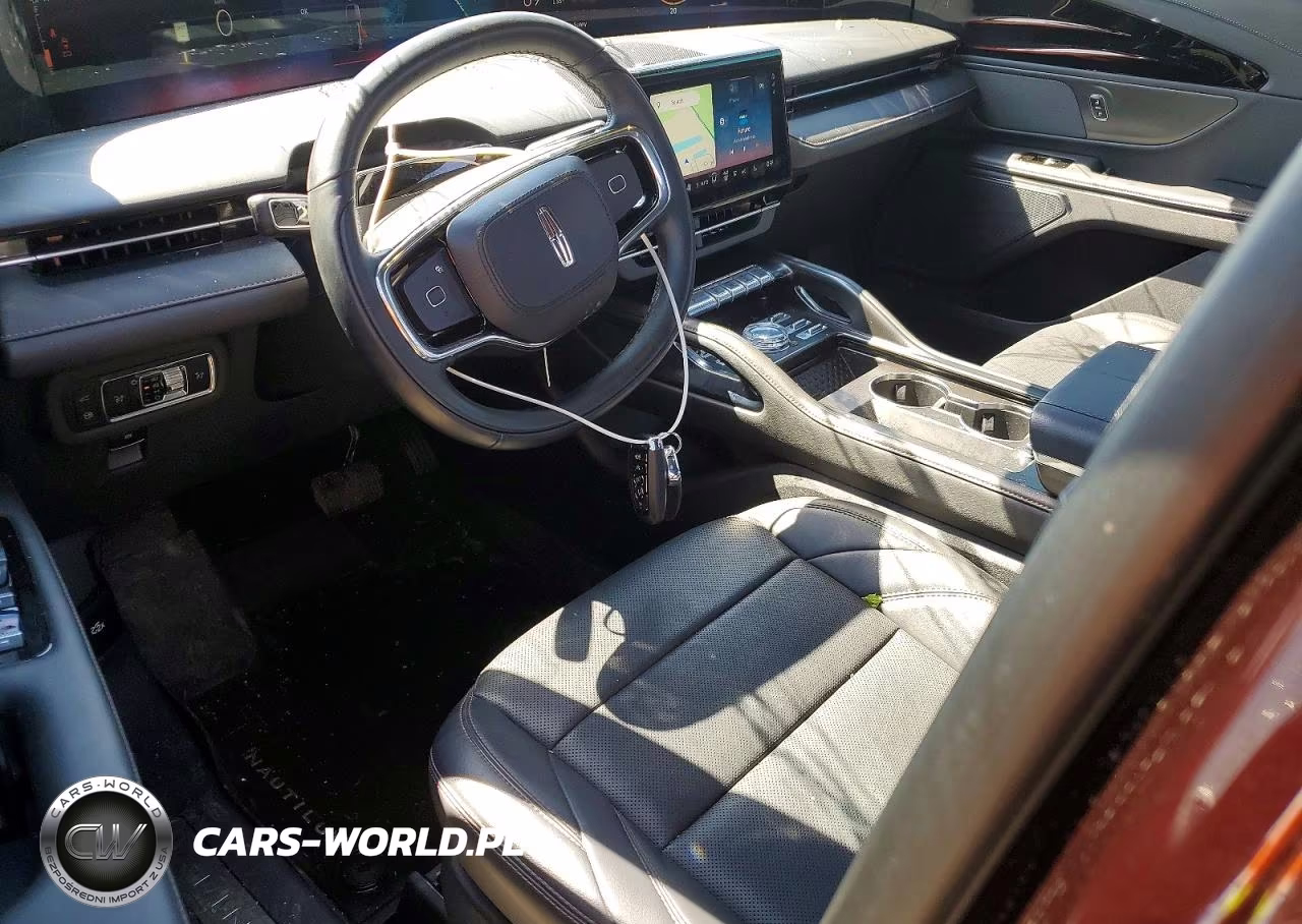 2024 Lincoln Nautilus Premiere VIN:5LMPJ8J41RJ842261 - 8