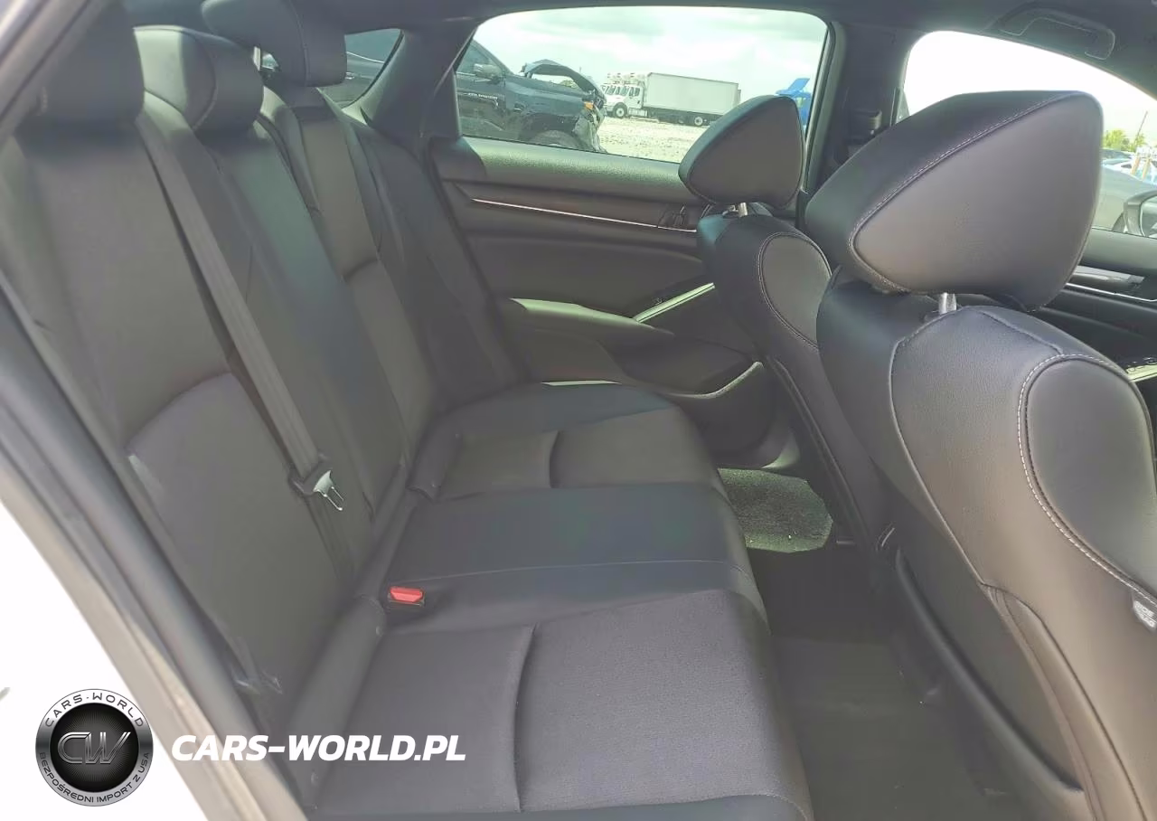 2019 Honda Accord Sport VIN:1HGCV1F35KA107601 - 10