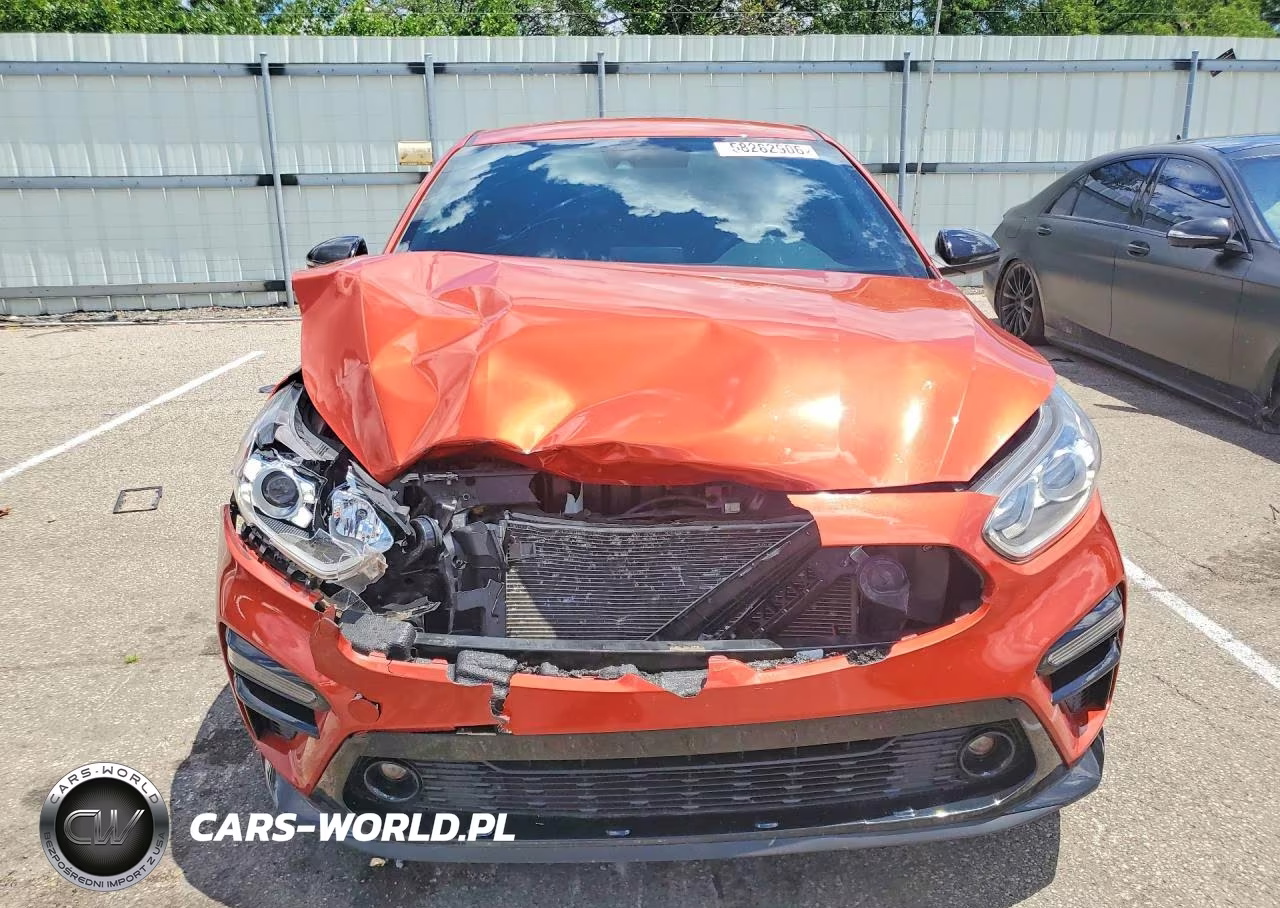 2021 Kia Forte Gt Line VIN:3KPF34AD4ME330019 - 5