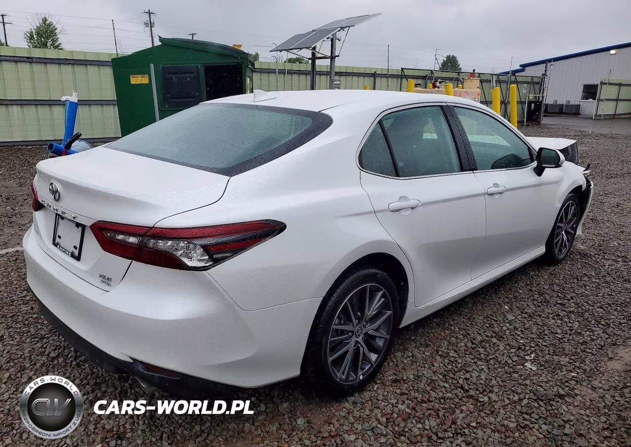 2024 Toyota Camry Xle VIN:4T1F11BK1RU114506 - 3