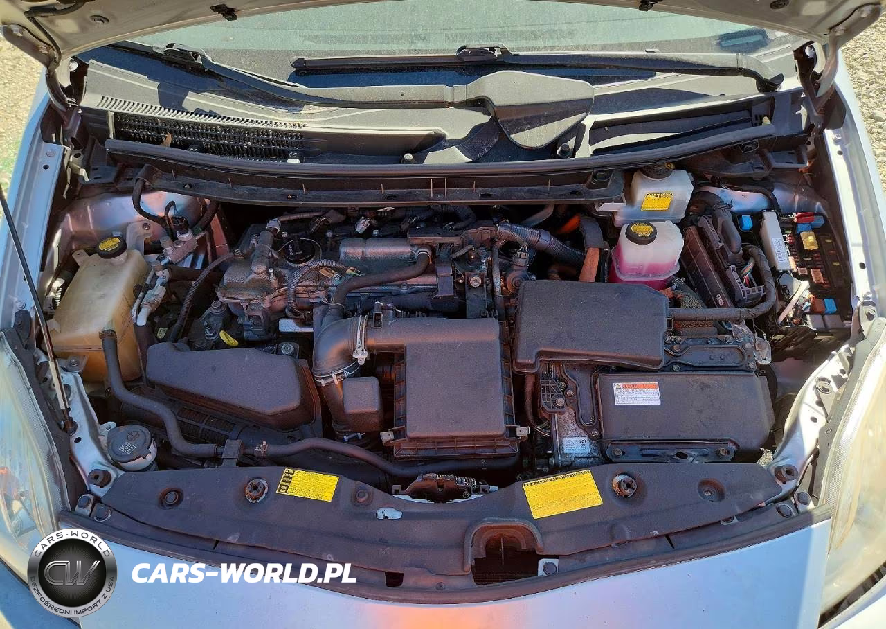 2014 Toyota Prius Two VIN:JTDKN3DU4E0363627 - 11
