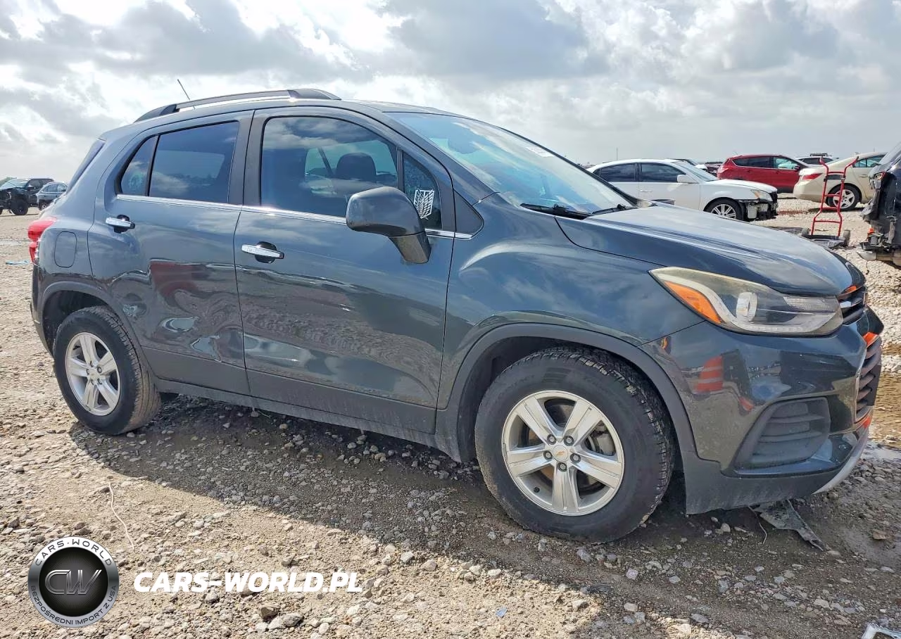 2018 Chevrolet Trax 1Lt VIN:KL7CJLSB3JB576260 - 4