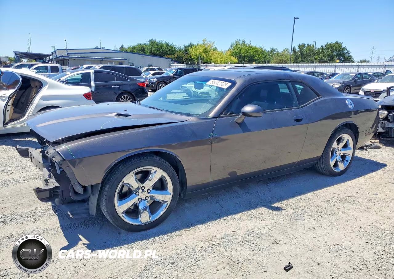 2014 Dodge Challenger Sxt – zdjęcie 1 z 13