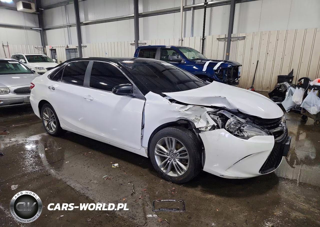 2016 Toyota Camry Se VIN:4T1BF1FK2GU144069 - 4