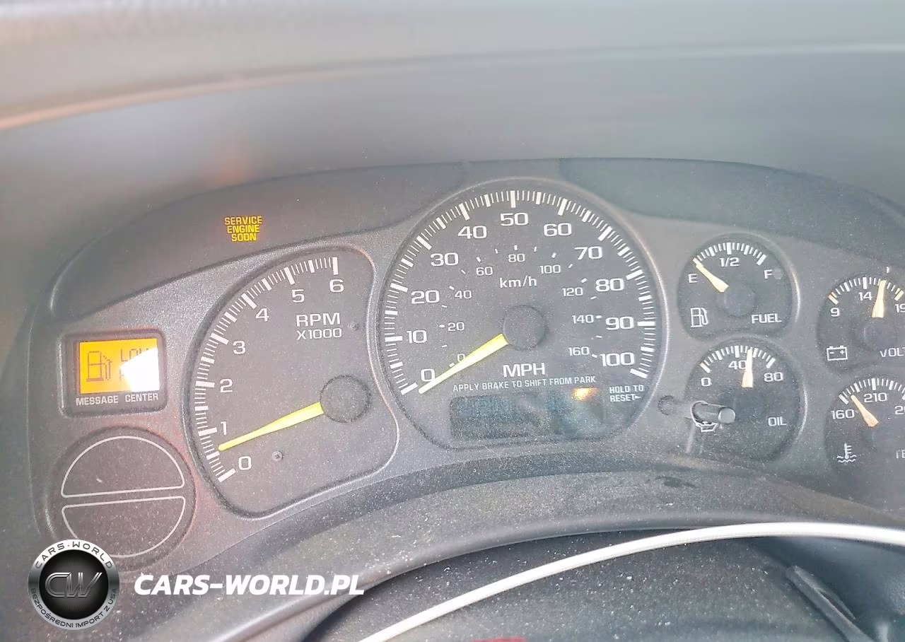 1999 Chevrolet Silverado VIN:2GCEC19T1X1226398 - 9