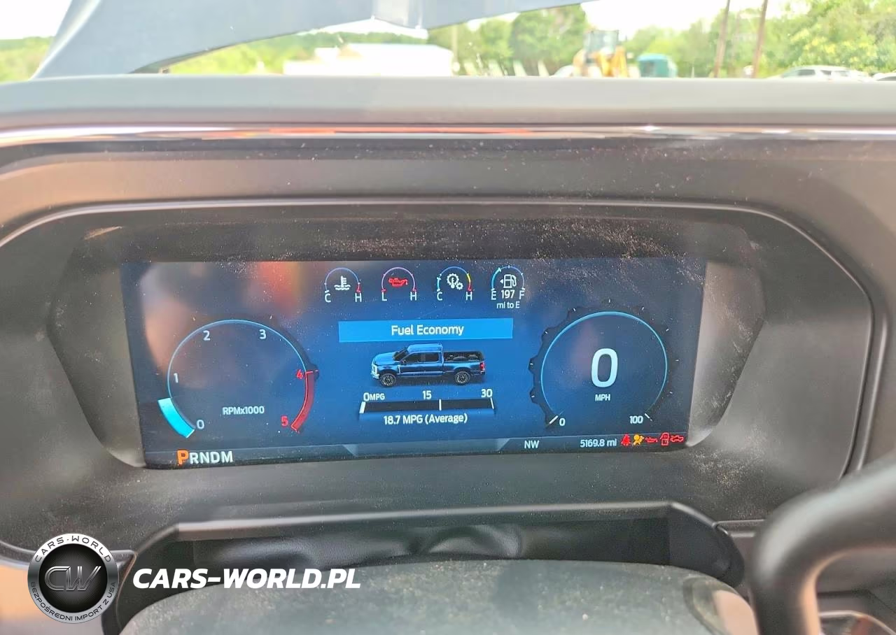 2025 Ford F250 Super Duty VIN:1FT8W2BMXSED97395 - 9
