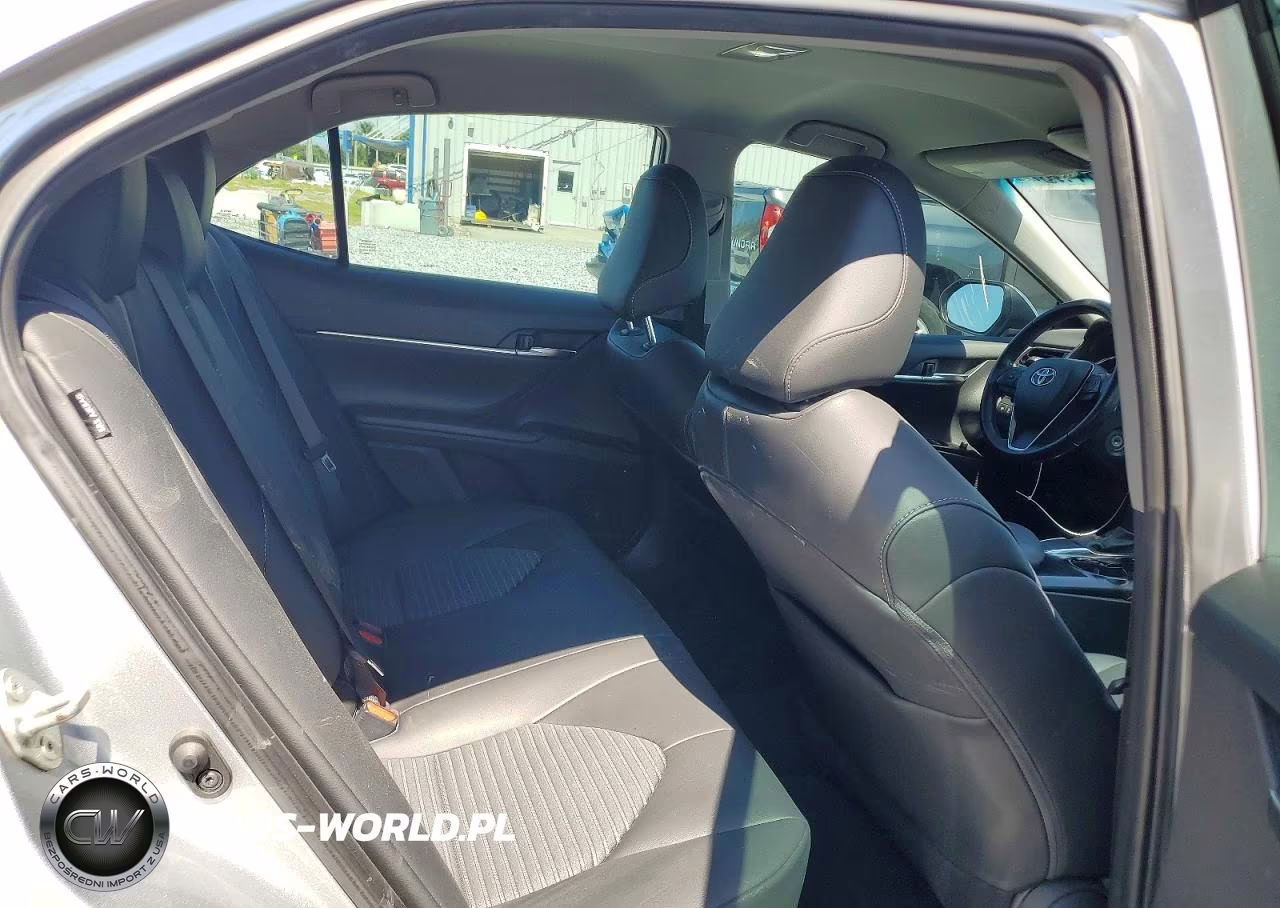 2020 Toyota Camry Se VIN:4T1G11AKXLU976121 - 10
