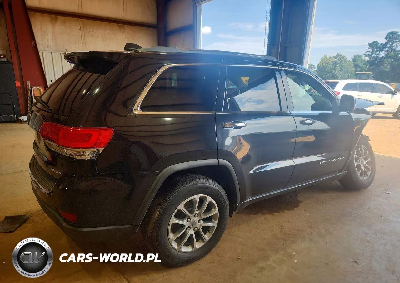 2015 Jeep Cheerokee VIN:1C4RJEBG3FC693861 - 3