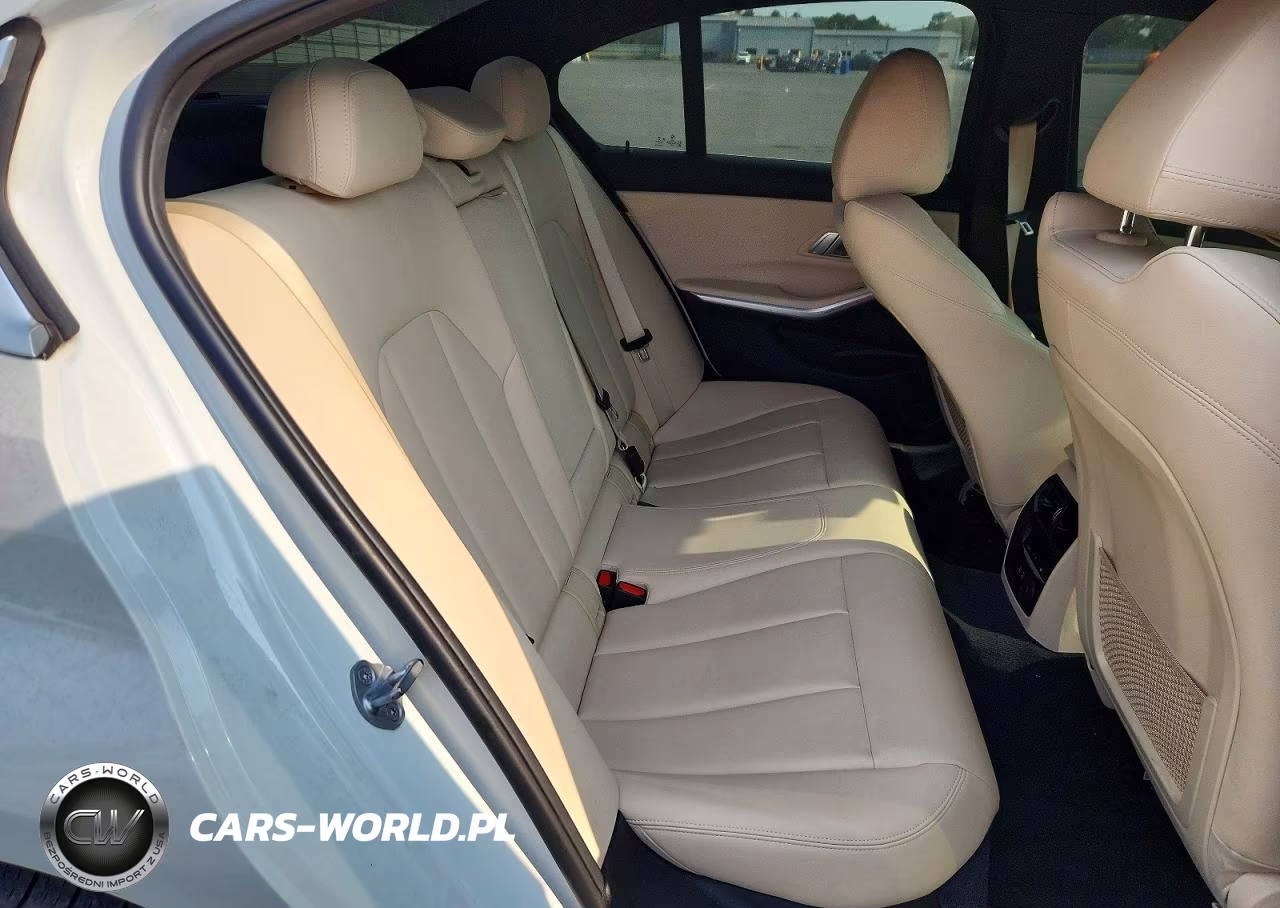 2020 BMW 330Xi VIN:WBA5R7C03LFH41356 - 10