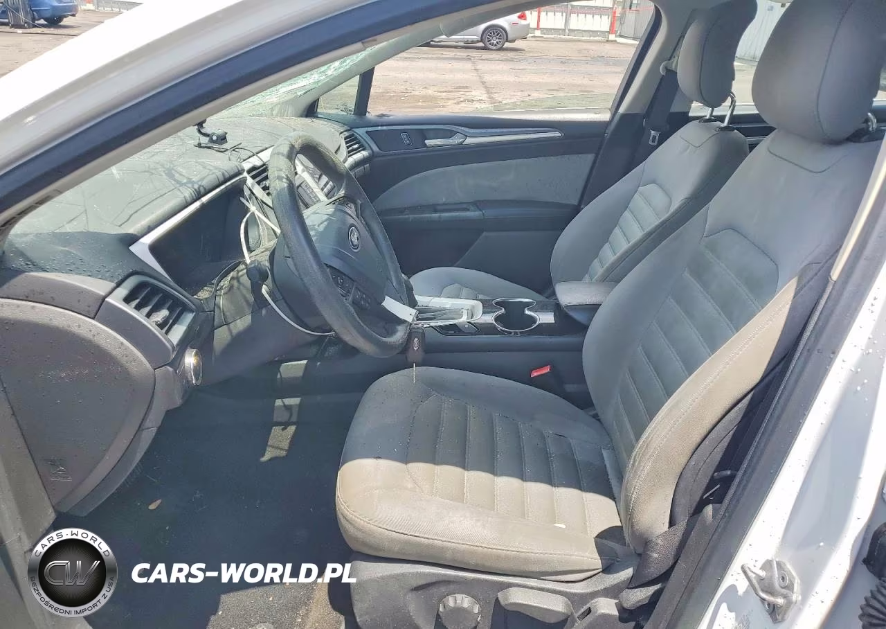 2014 Ford Fusion S VIN:1FA6P0G78E5401532 - 7