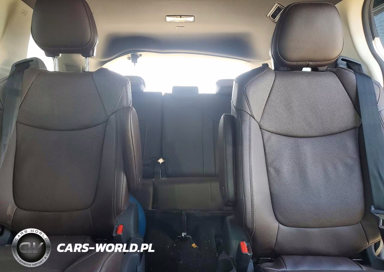 2021 Toyota Sienna Platinum 7-Passenger VIN:5TDESKFC3MS007573 - 10