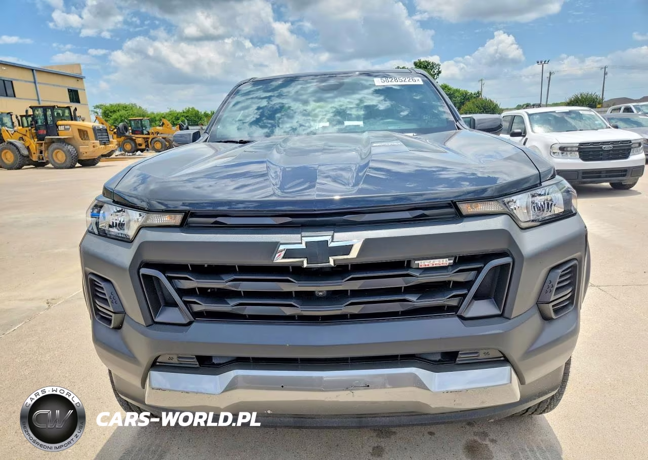 2025 Chevrolet Colorado Trail Boss VIN:1GCPTEEK7S1243881 - 5