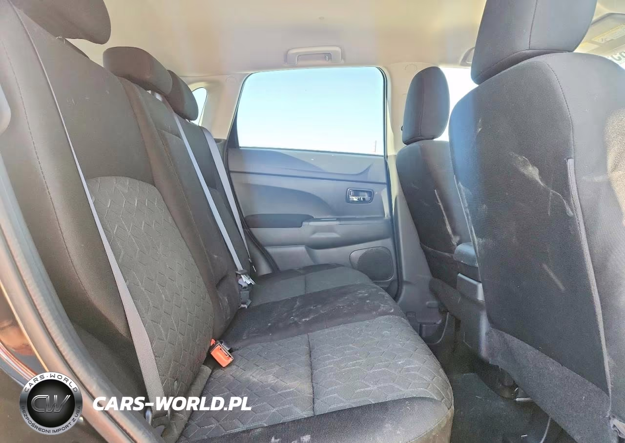 2026 Mitsubishi Outlander Sport S-Se VIN:JA4ARUAU7TU000359 - 10