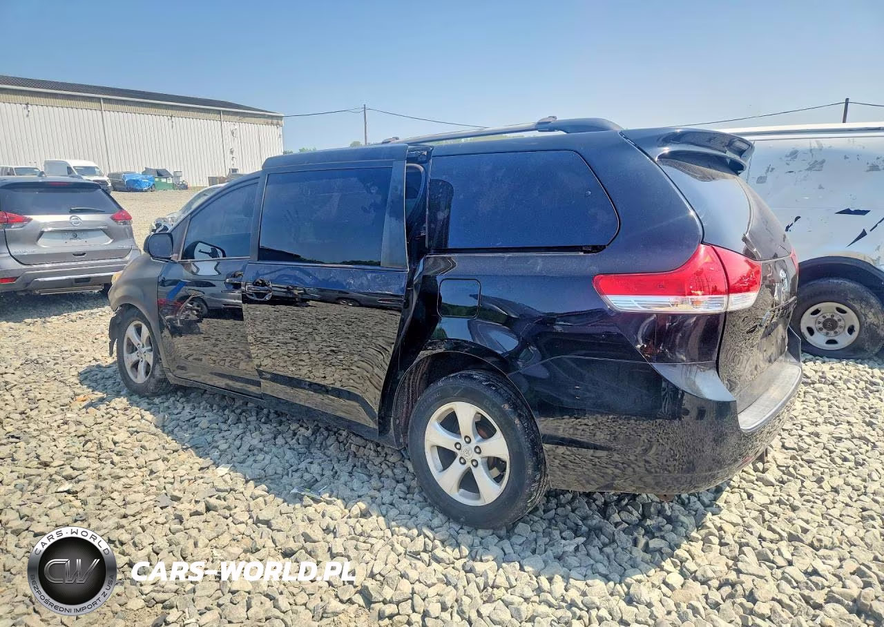 2011 Toyota Sienna Le VIN:5TDKK3DC5BS099584 - 2