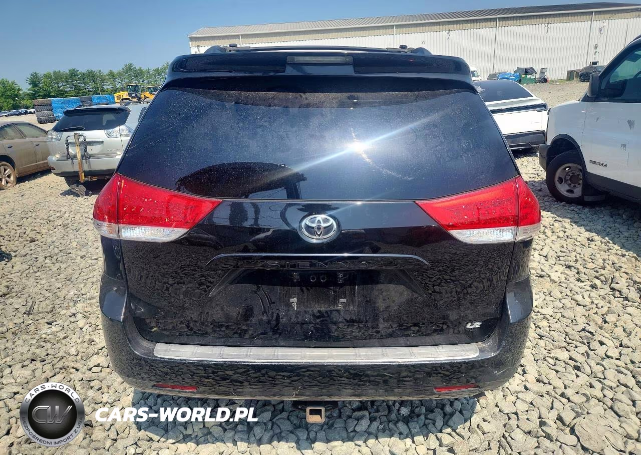 2011 Toyota Sienna Le VIN:5TDKK3DC5BS099584 - 6