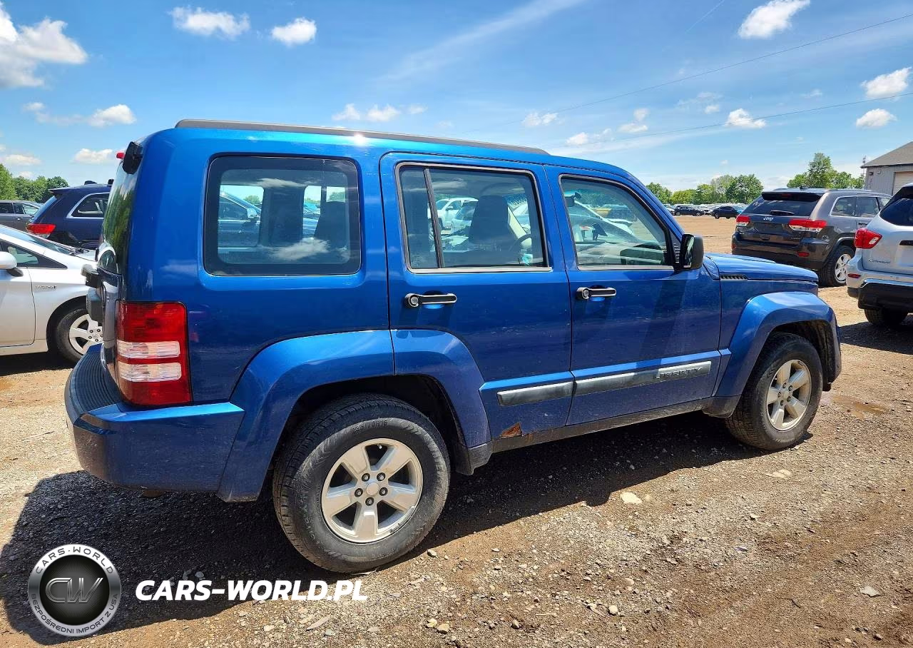 2009 Jeep Liberty Sport VIN:1J8GN28K69W546323 - 3