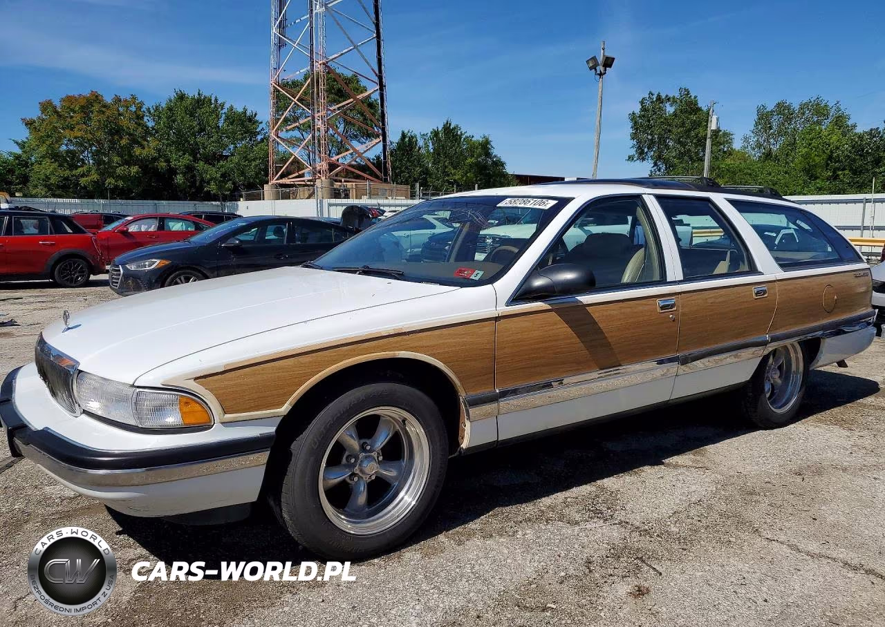 1996 Buick Roadmaster Base