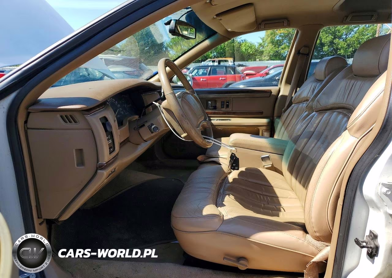 1996 Buick Roadmaster Base VIN:1G4BR82PXTR418147 - 7