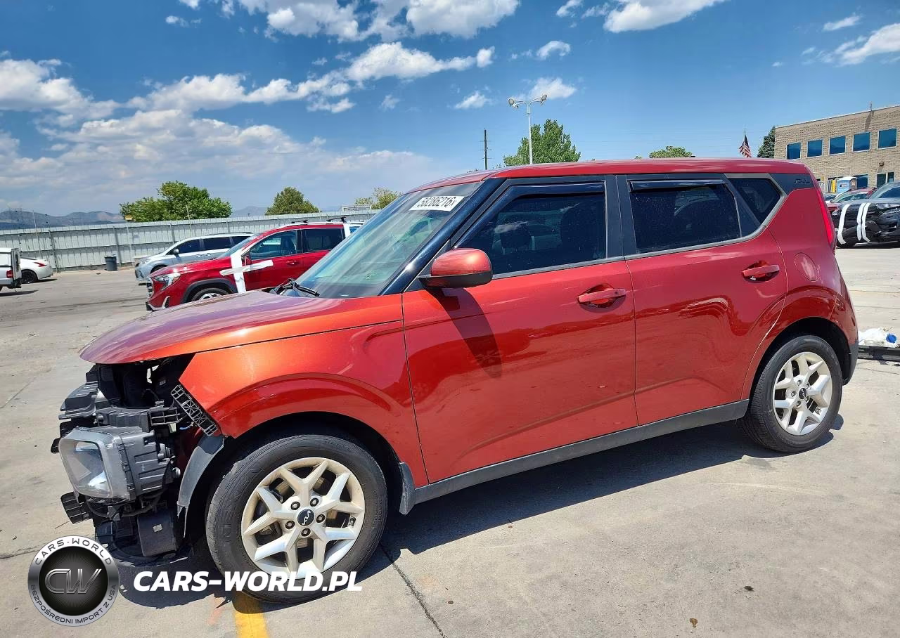2022 Kia Soul S VIN:KNDJ23AU3N7803854 - 1