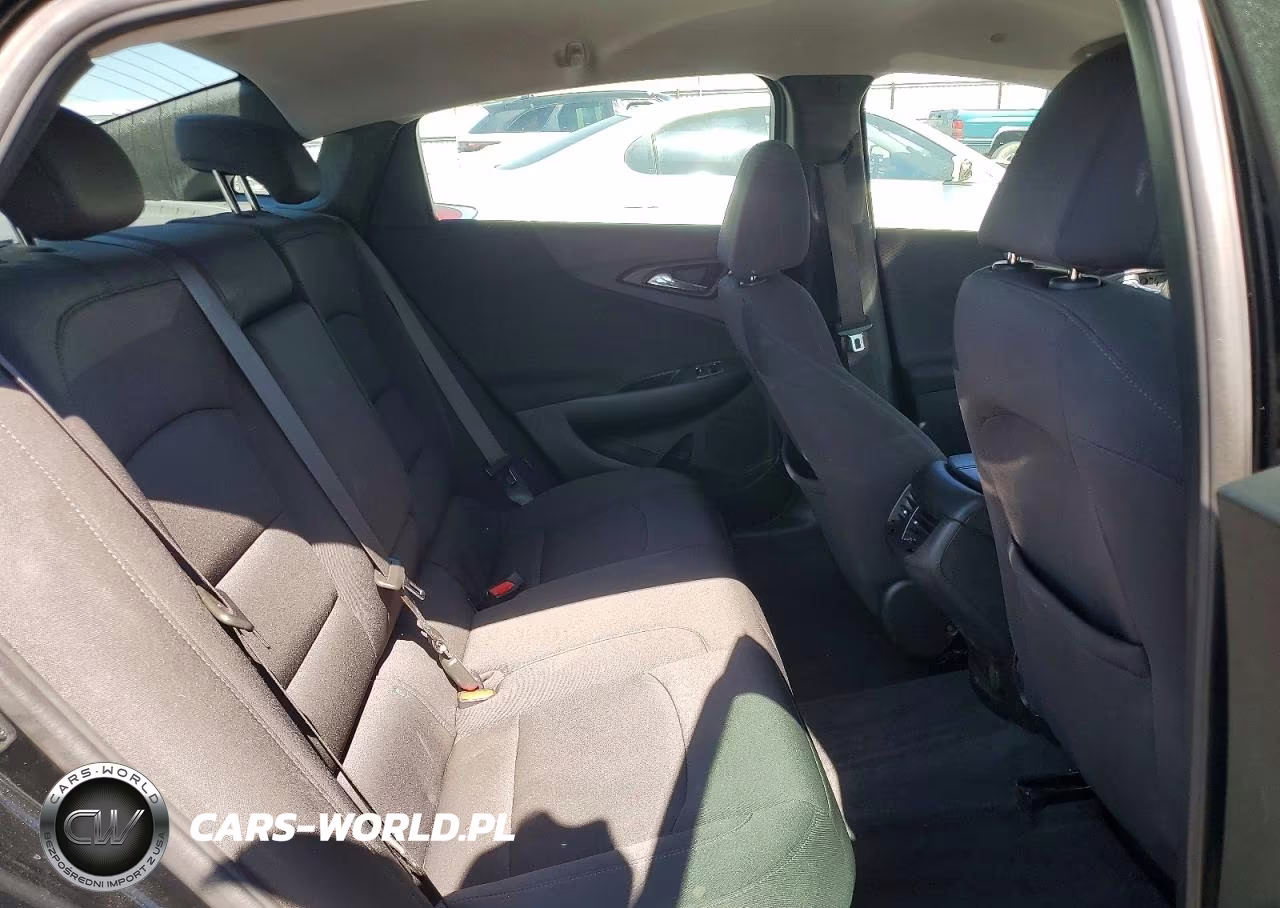 2019 Chevrolet Malibu Lt VIN:1G1ZD5ST6KF202589 - 10