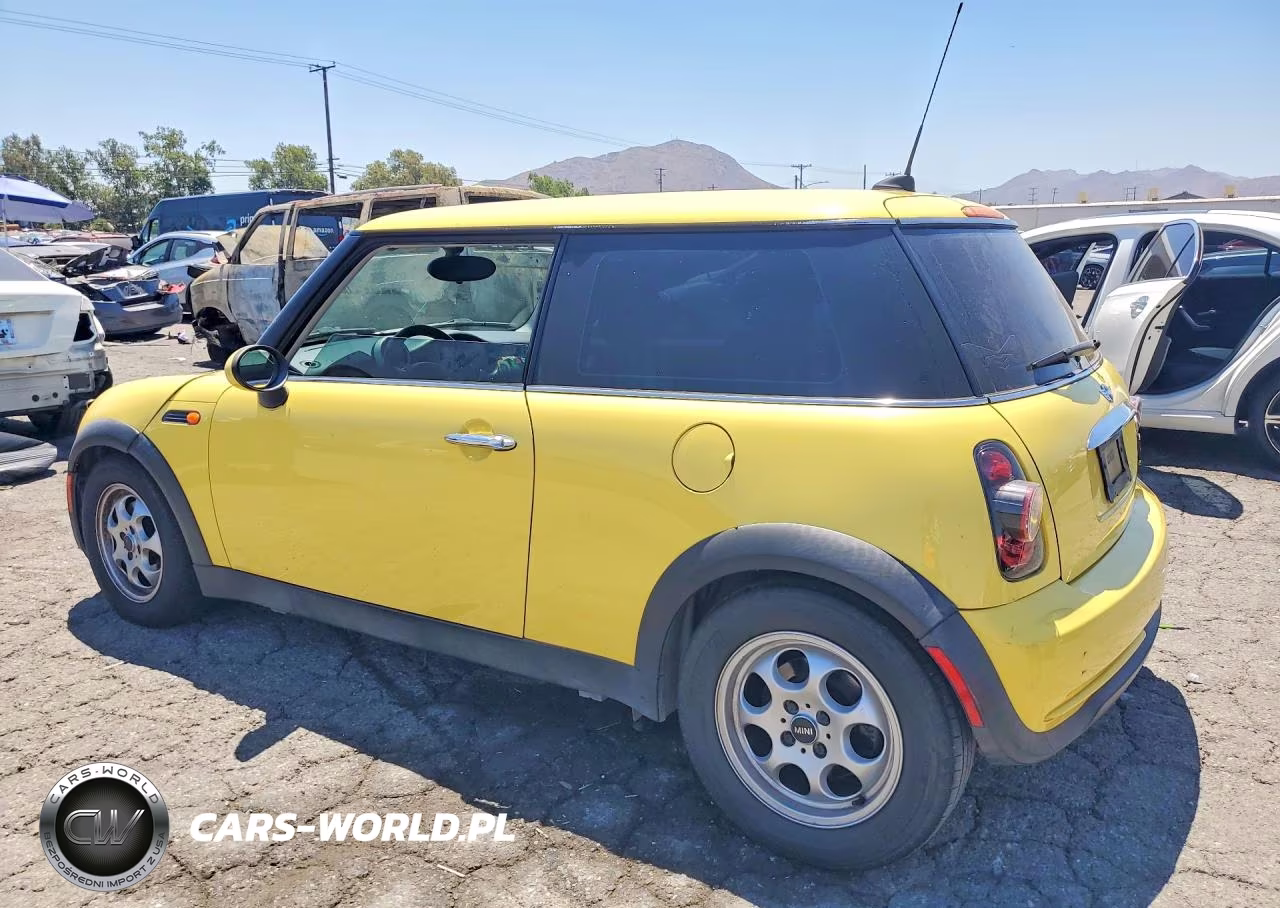 2005 Mini Cooper VIN:WMWRC33485TJ66798 - 2