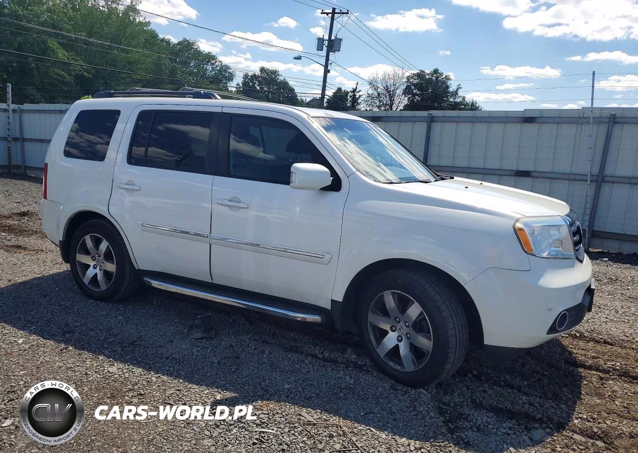 2013 Honda Pilot Touring VIN:5FNYF4H91DB029476 - 4