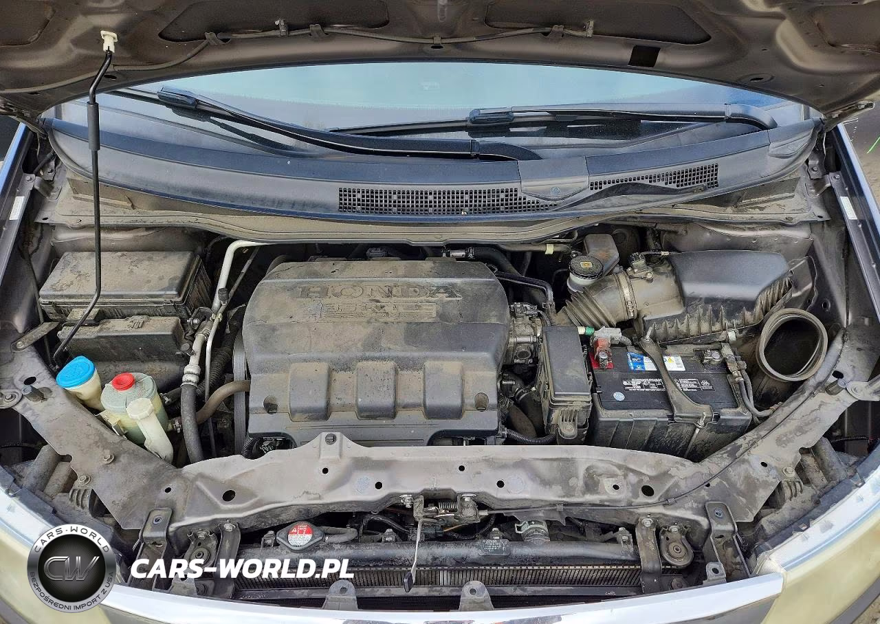 2012 Honda Odyssey Touring VIN:5FNRL5H98CB088543 - 12