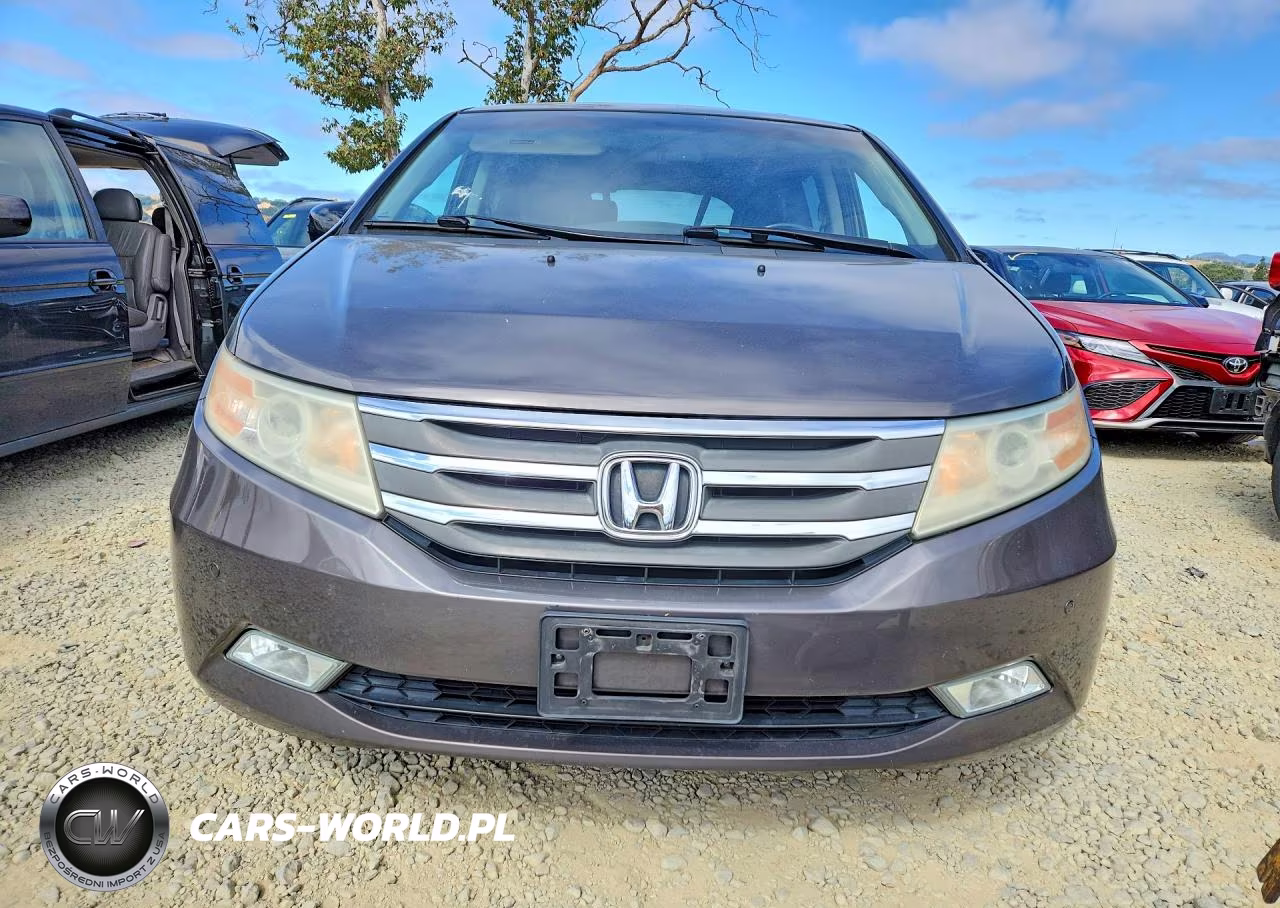 2012 Honda Odyssey Touring VIN:5FNRL5H98CB088543 - 5